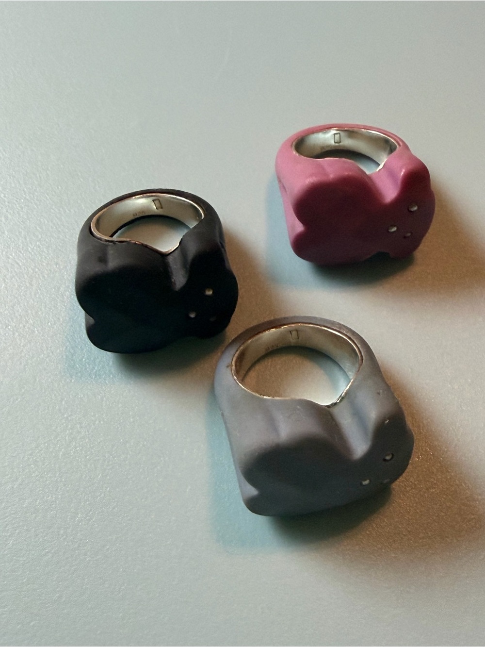 Tous Black Bear Rubber Ring - Size 6 - Picture 4 of 4